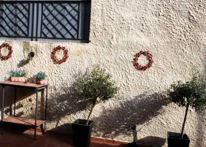 Orfeas Home/detached House 74m2,parking&yard Volos