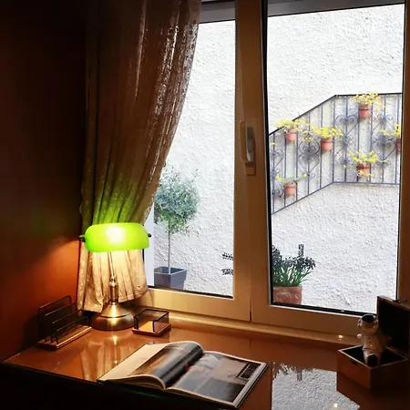 Orfeas Home/detached House 74m2,parking&yard Volos