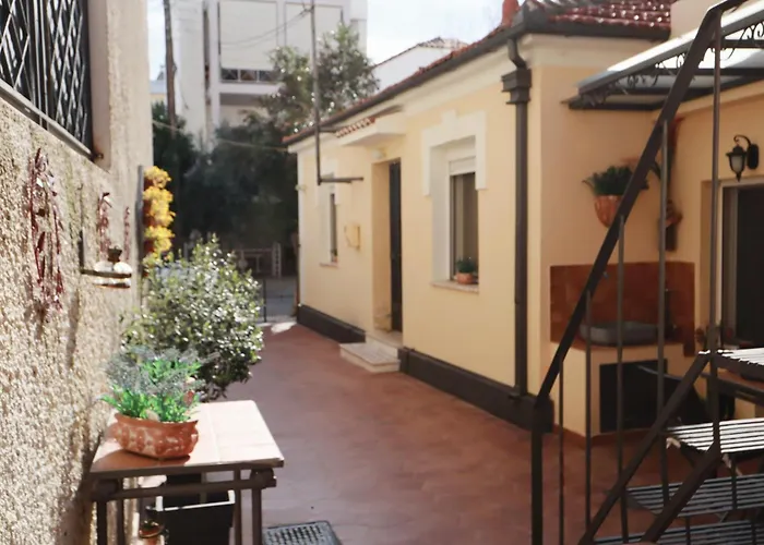 Orfeas Home/detached House 74m2,parking&yard Case de vacanță *